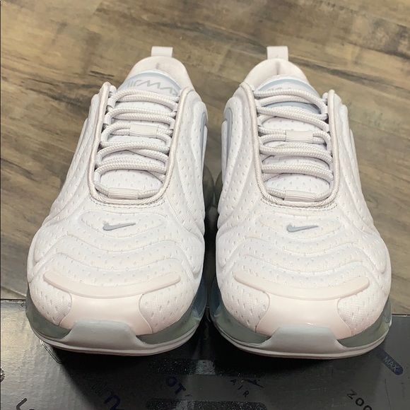 WMNS NIKE AIR MAX 720 Vast Grey/Wolf Grey - Picture 4 of 16